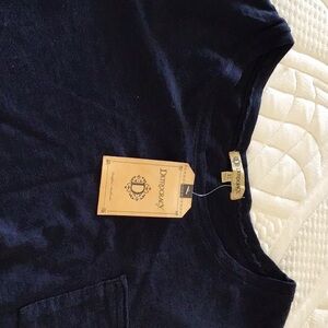 Navy xl short sleeved t shirt